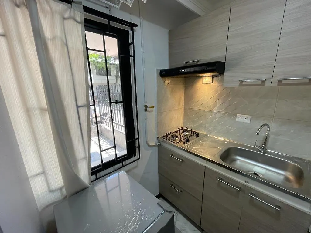 Pequeno Apartaestudio Cerca A Plaza Mayor Y Unidad Deportiva De Belen Apartment Medellin